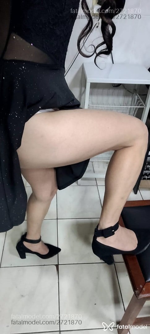 Acompanhante mulher trans morena (o) de olhos castanhos - Nisha