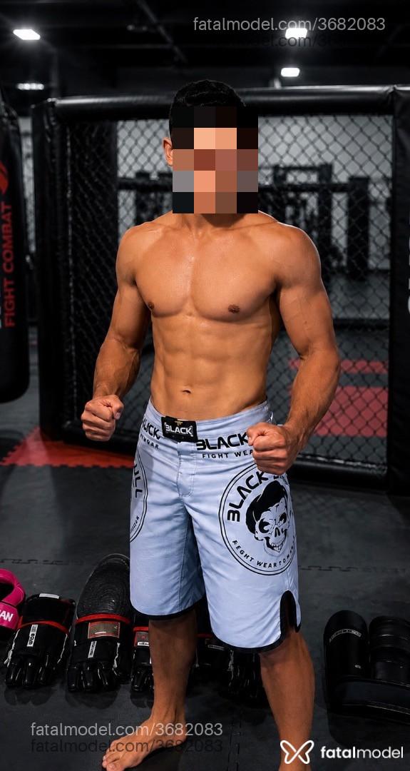 Acompanhante homem morena (o) de olhos castanhos - Guilherme