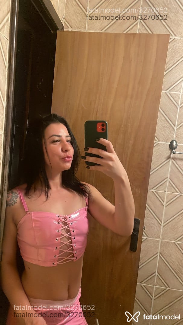 Acompanhante mulher morena (o) de olhos mel - Gabriela Lessa