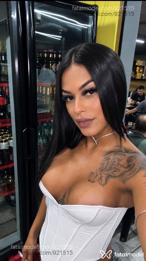 Acompanhante mulher trans morena (o) de olhos castanhos - Jaddy