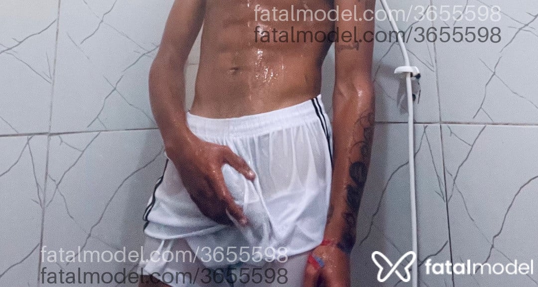 Acompanhante homem morena (o) de olhos pretos - Lm Dior