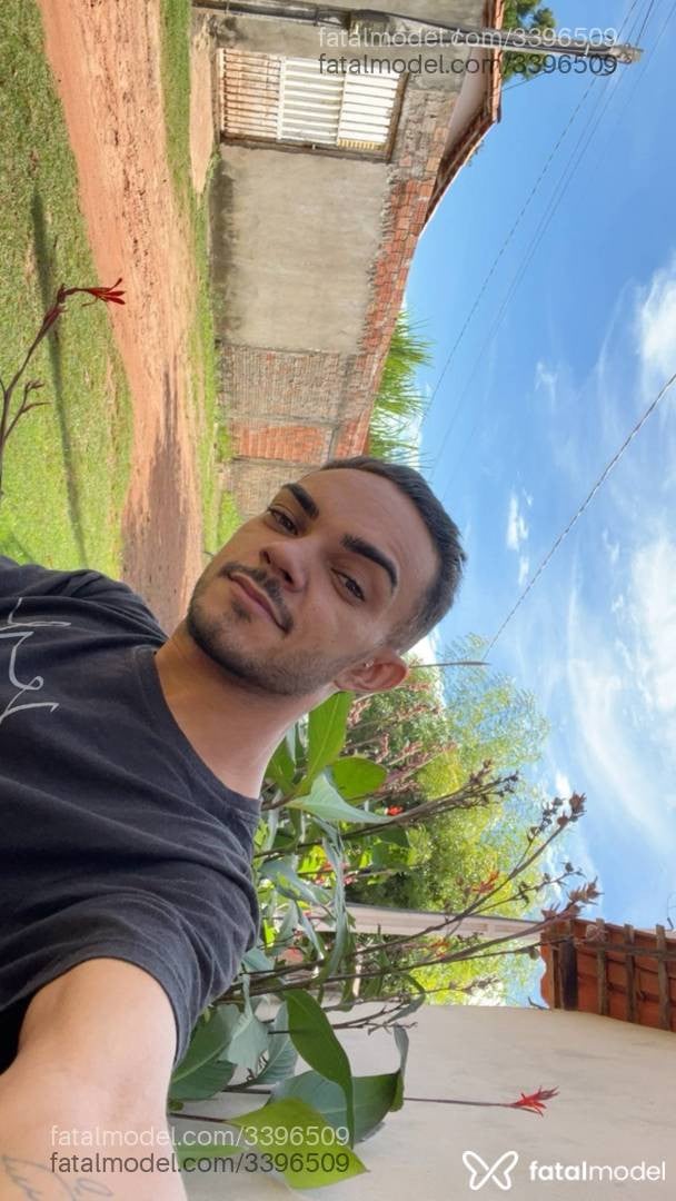 Acompanhante homem morena (o) de olhos mel em Teresina Acompanhante homem morena (o) de olhos mel em Teresina - Rivaldooliver