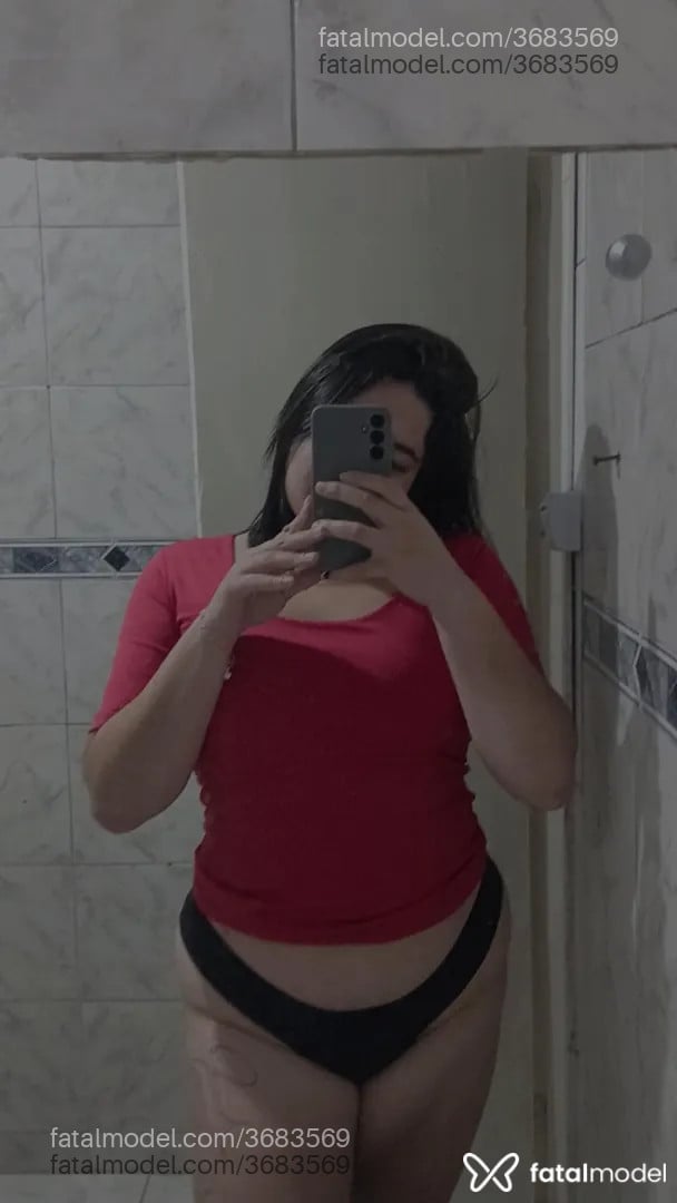 Acompanhante mulher morena (o) de olhos castanhos - Amanda