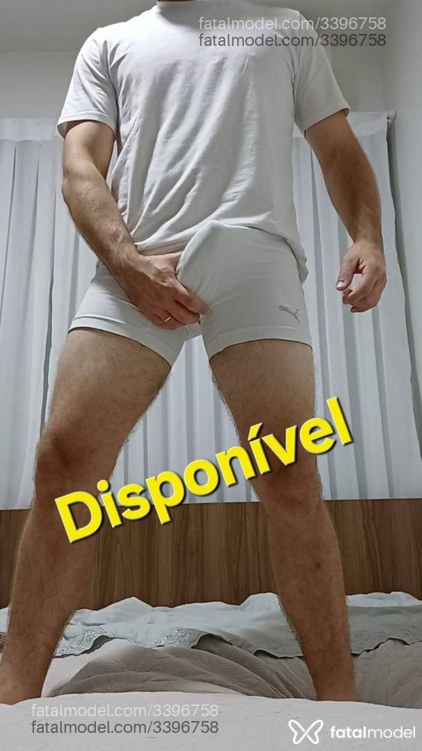 Acompanhante homem com cabelo castanho de olhos castanhos em Virtual - Gustavo Machado