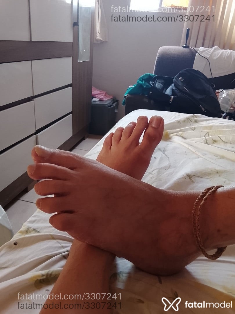 Acompanhante mulher com cabelo castanho de olhos castanhos - Janfergyn