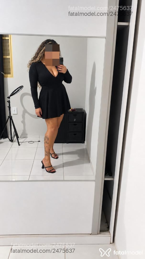 Acompanhante mulher morena (o) de olhos castanhos - Carol Alves