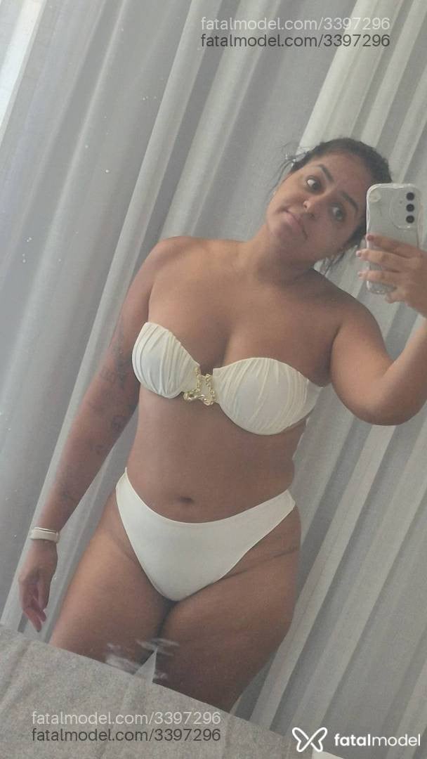 Acompanhante mulher morena (o) de olhos castanhos em Virtual - Morena