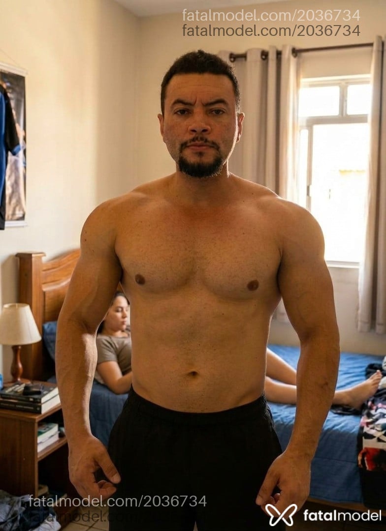 Acompanhante homem morena (o) de olhos castanhos - Magnata