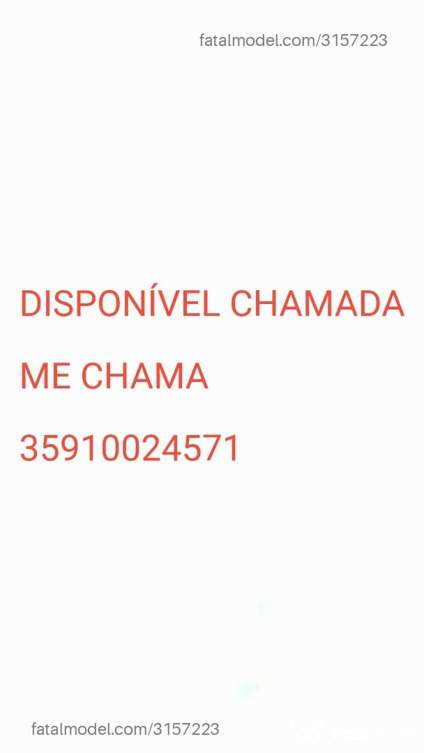 Acompanhante homem com cabelo castanho de olhos pretos - Matheus