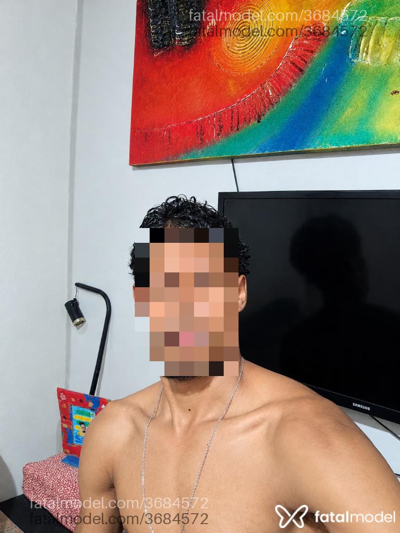 Acompanhante homem morena (o) de olhos pretos - Jairo