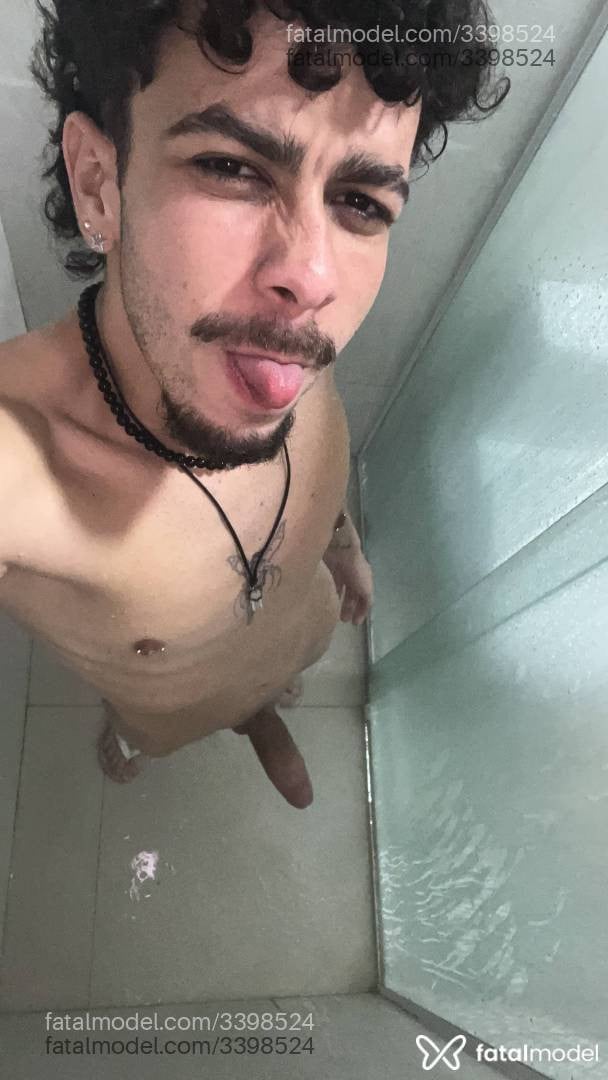Acompanhante homem morena (o) de olhos castanhos - Nicolas