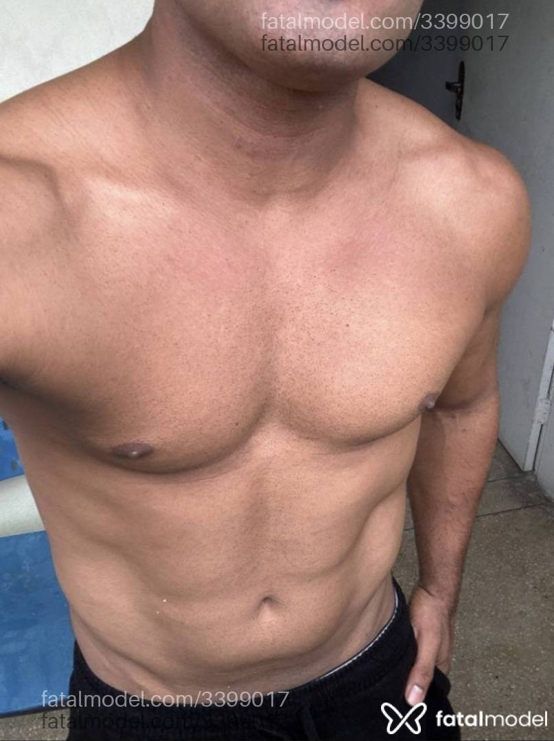 Acompanhante homem morena (o) de olhos pretos em Campina Grande - Kleyton