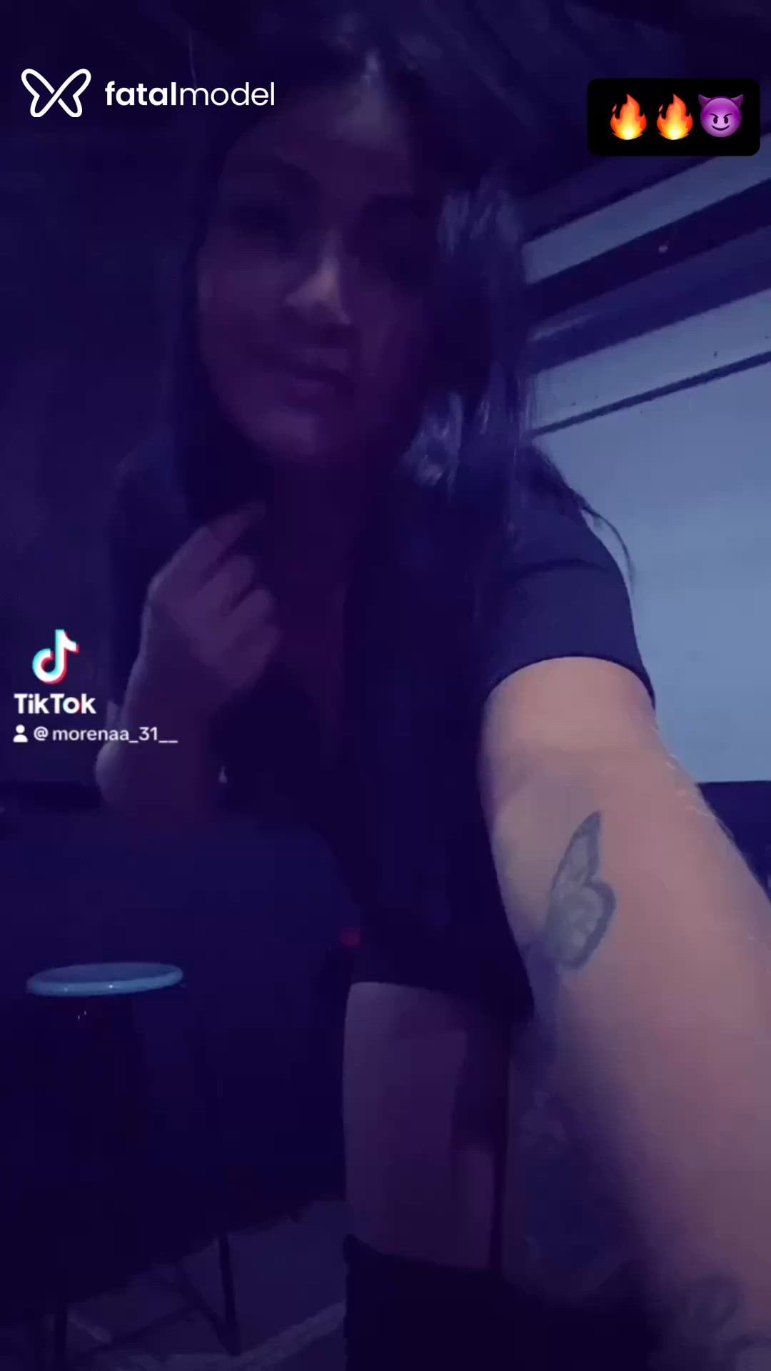 Acompanhante mulher morena (o) de olhos pretos - Juliaaah