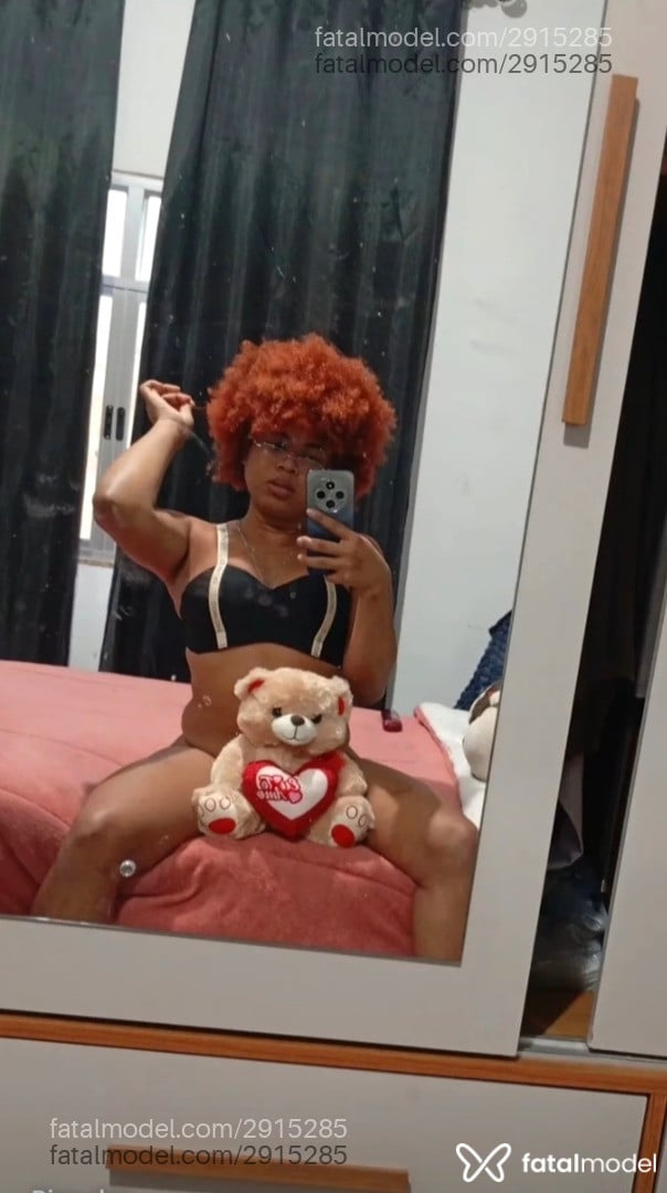 Acompanhante mulher trans morena (o) de olhos castanhos - Stefanny