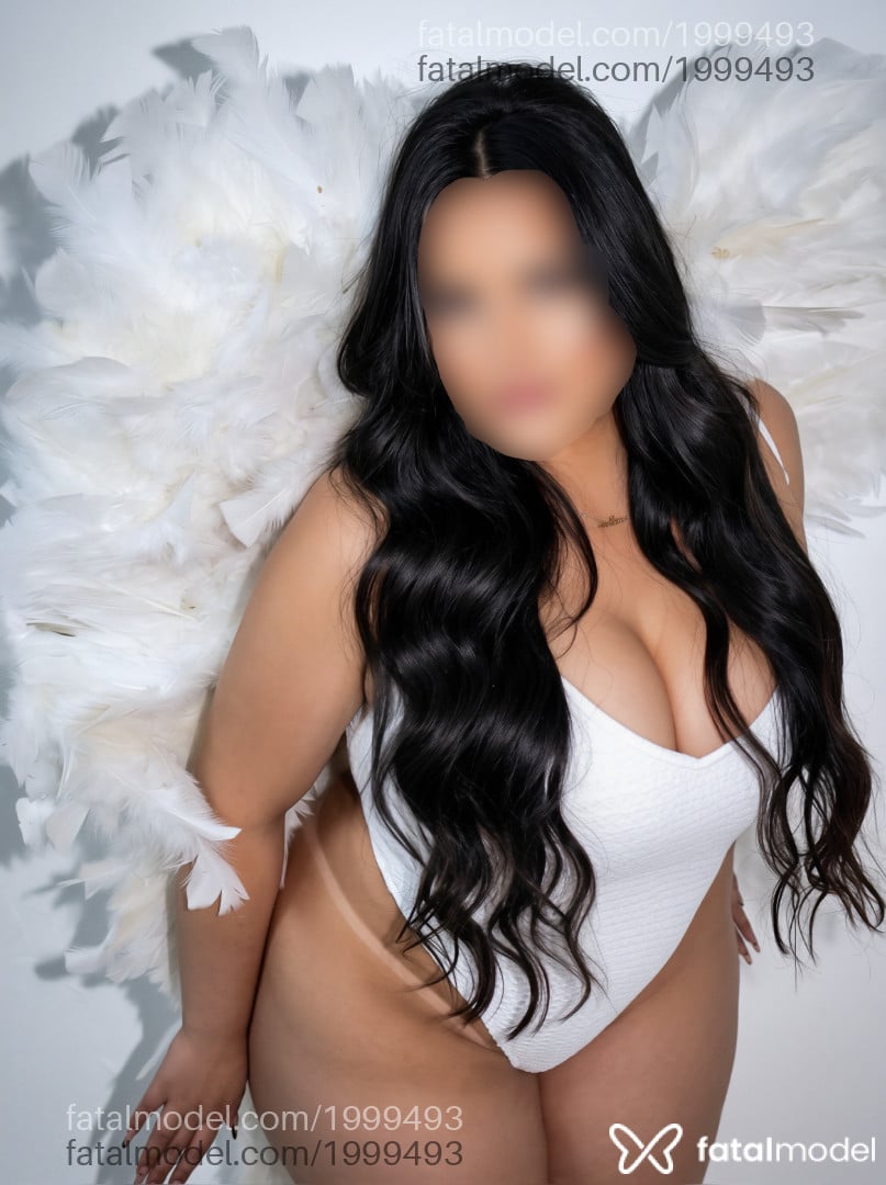 Acompanhante mulher com cabelo castanho de olhos castanhos - Ane