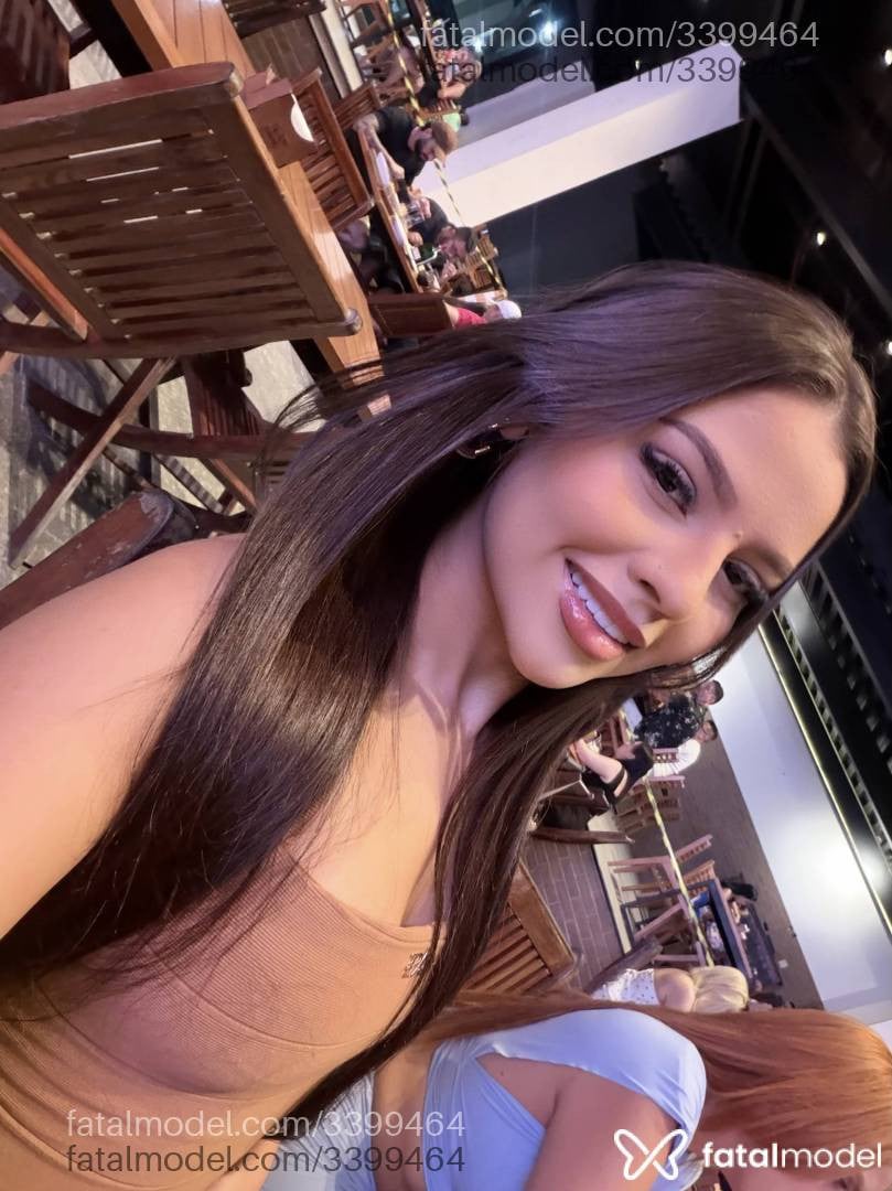 Acompanhante mulher morena (o) de olhos castanhos - Rayssa Ingrid