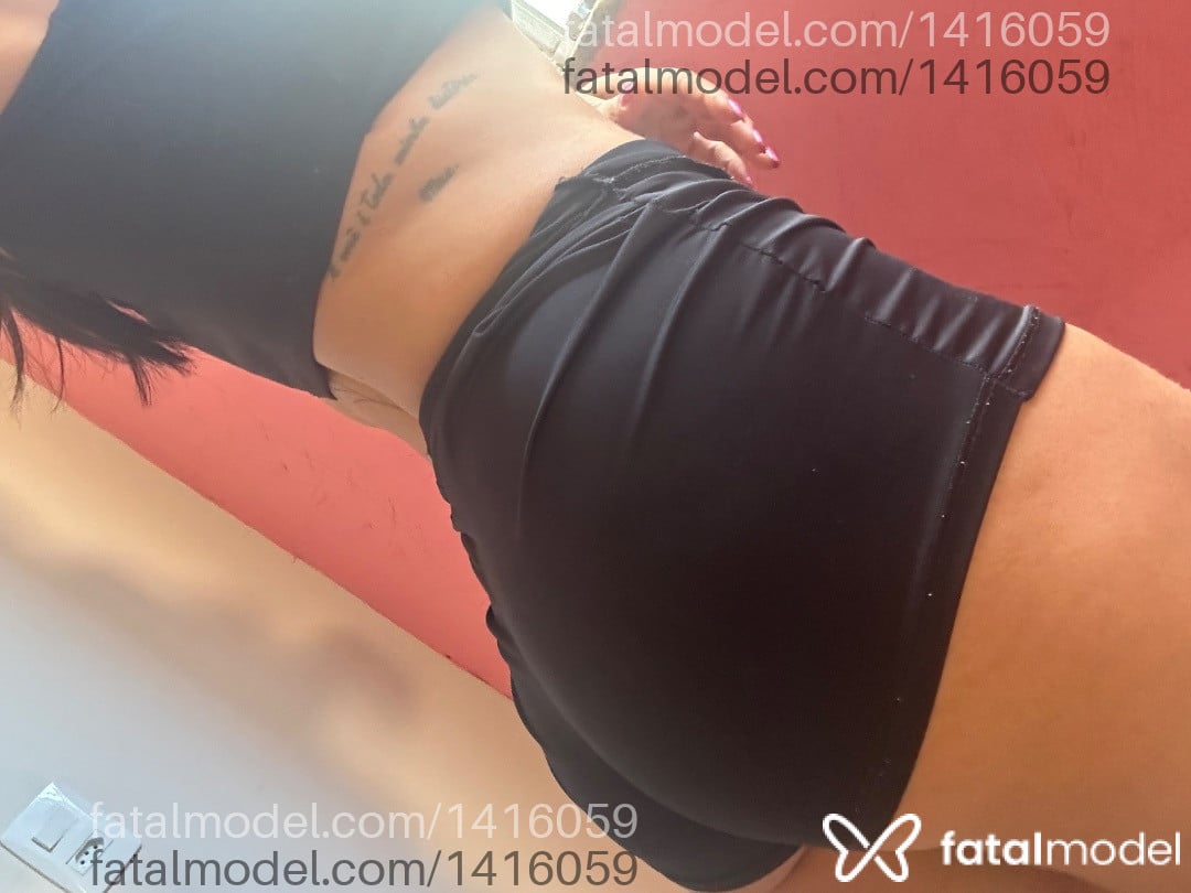 Acompanhante mulher morena (o) de olhos castanhos - Jessikinha
