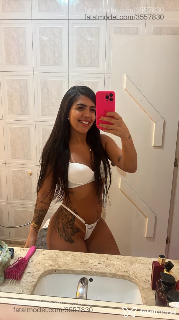 Acompanhante mulher morena (o) de olhos castanhos - Amanda Torres