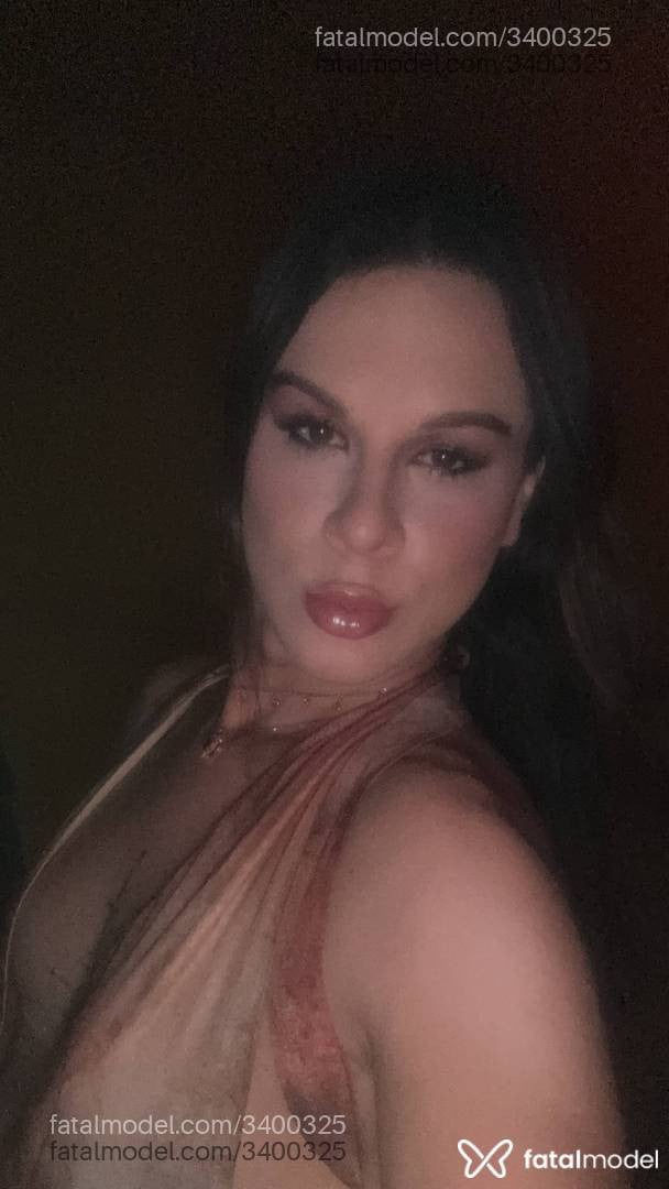 Acompanhante mulher trans com cabelo castanho de olhos castanhos em Redenção - Laura
