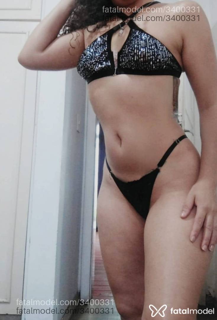 Acompanhante mulher morena (o) de olhos castanhos - Lunna