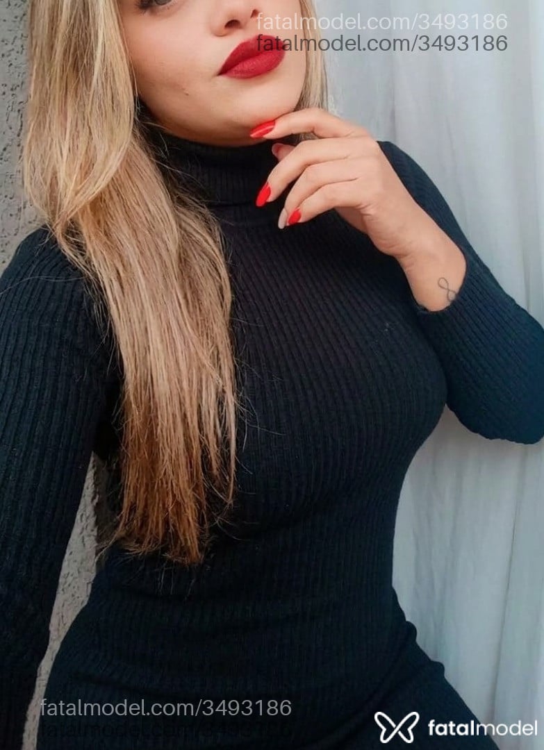Acompanhante mulher loira (o) de olhos verdes - Raquel