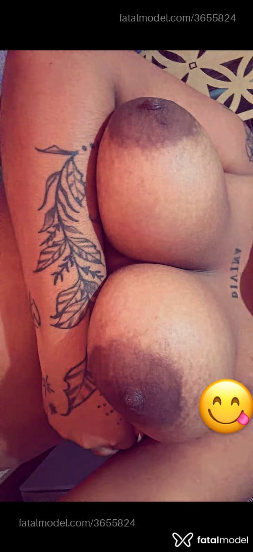 Acompanhante mulher morena (o) de olhos castanhos - Mary Morena