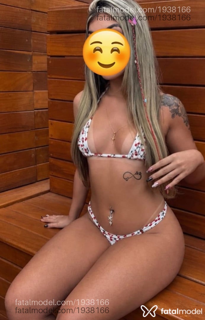 Acompanhante mulher com cabelo castanho de olhos castanhos - Gabriella