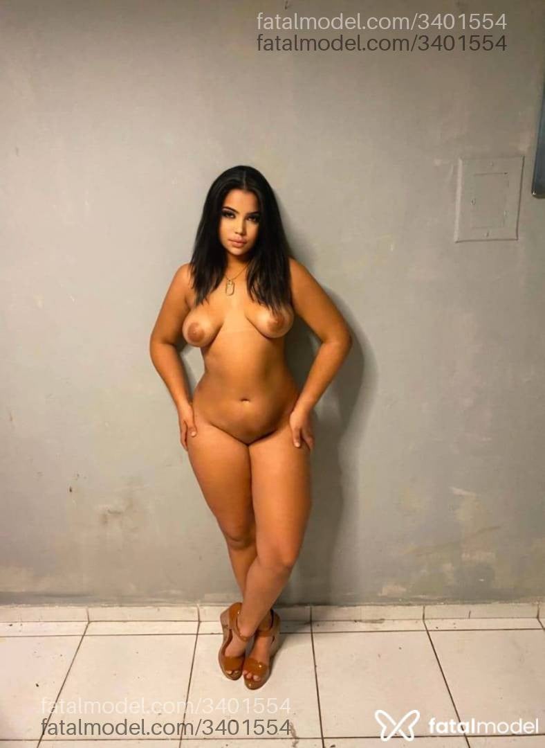 Acompanhante mulher com cabelo castanho de olhos castanhos - Jolly Cavalcante Acompanhante mulher com cabelo castanho de olhos castanhos - Jolly Cavalcante