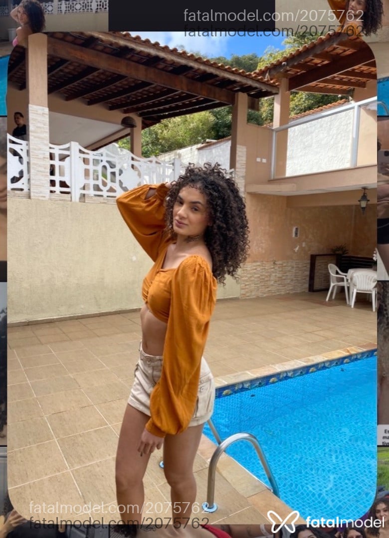 Acompanhante mulher com cabelo castanho de olhos castanhos - Fany Olivr