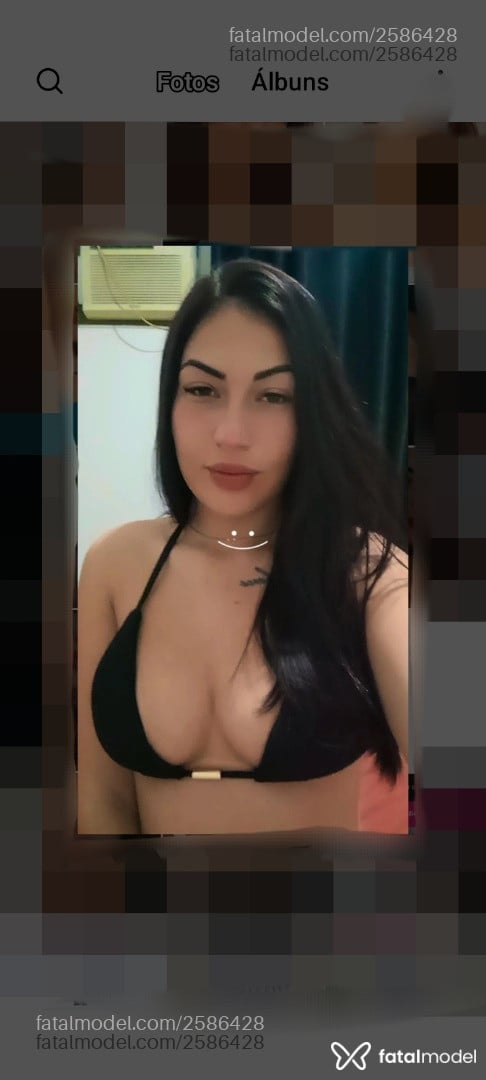Acompanhante mulher ruiva (o) de olhos castanhos - Lívia