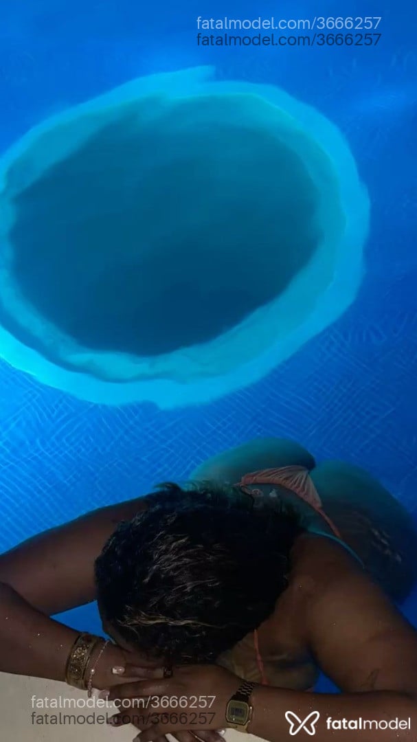 Acompanhante mulher morena (o) de olhos castanhos - Samara