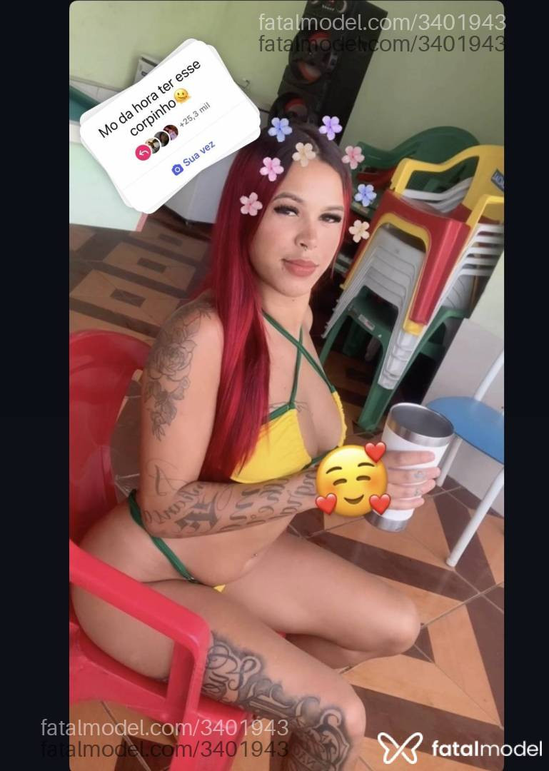 Acompanhante mulher ruiva (o) de olhos castanhos - Stheffanny