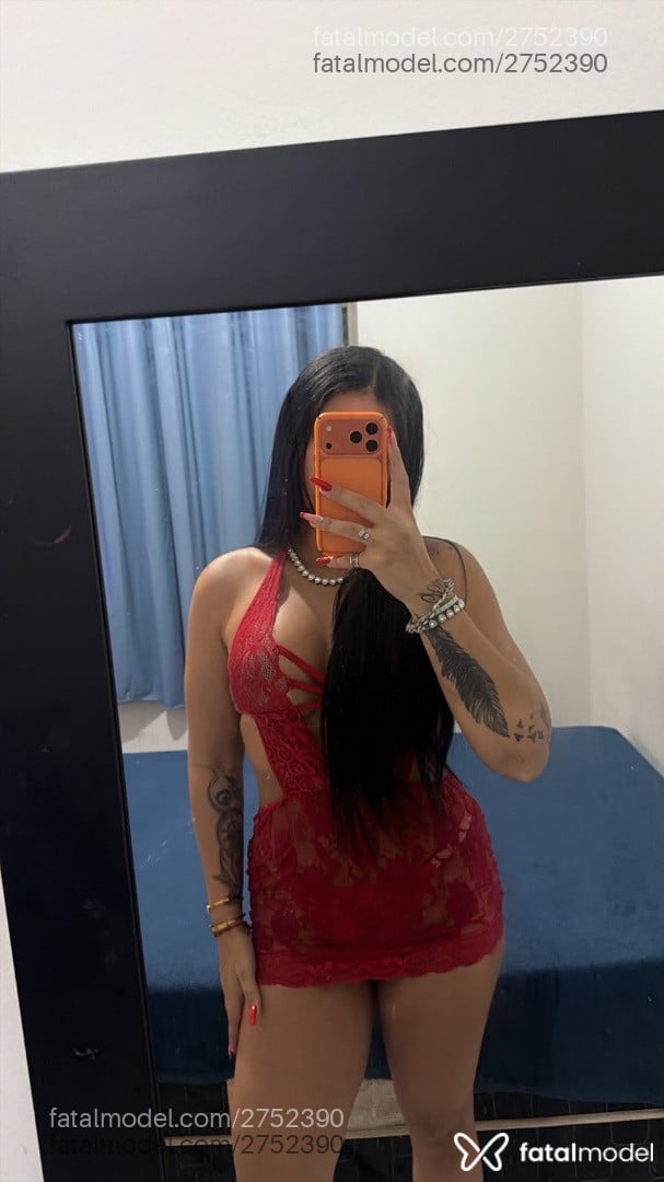 Acompanhante mulher morena (o) de olhos pretos - Karol