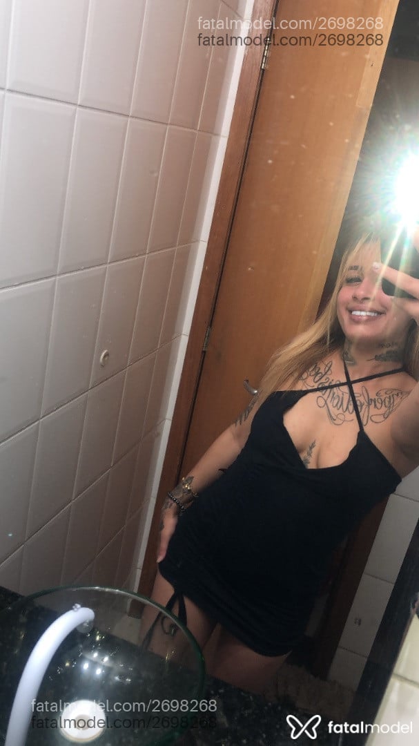 Acompanhante mulher morena (o) de olhos mel - Maite Medeiros