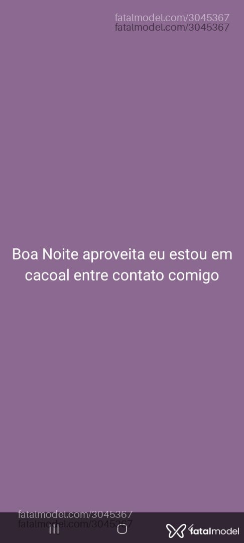 Acompanhante homem com cabelo grisalho de olhos pretos - Yaman