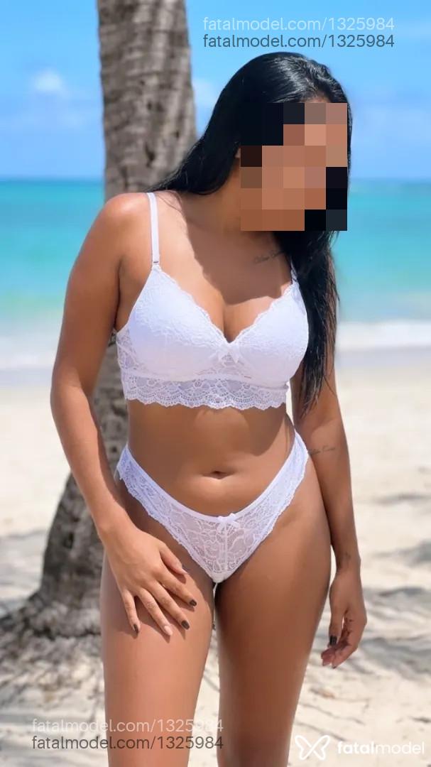 Acompanhante mulher morena (o) de olhos pretos - Dhenifer