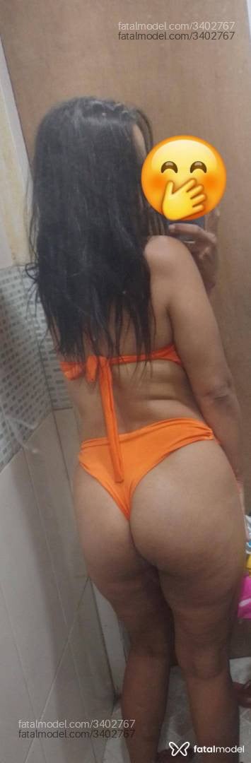 Acompanhante mulher morena (o) de olhos castanhos em Vila Velha - Isadora