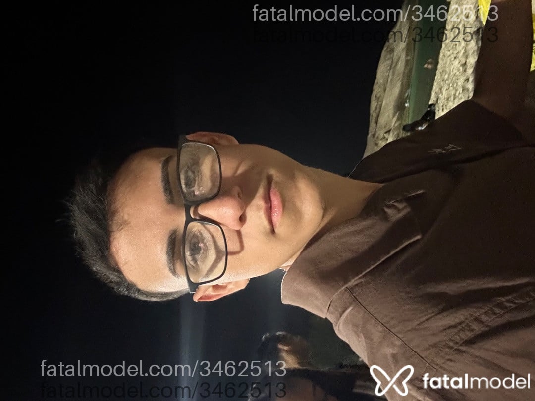 Acompanhante homem morena (o) de olhos mel - Gaurioca