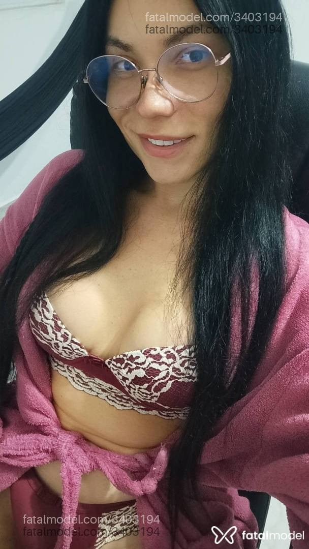 Acompanhante mulher trans morena (o) de olhos castanhos - Amanda Lopes