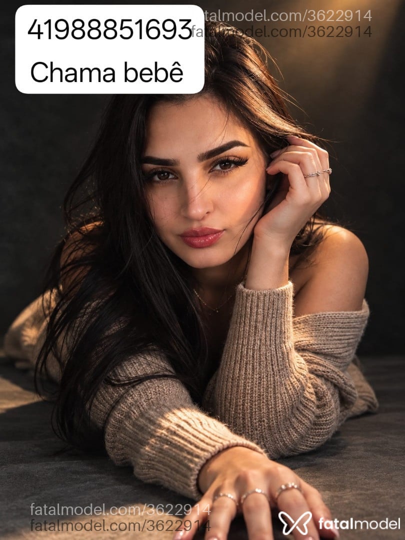 Acompanhante mulher morena (o) de olhos castanhos - Iza Aguiar