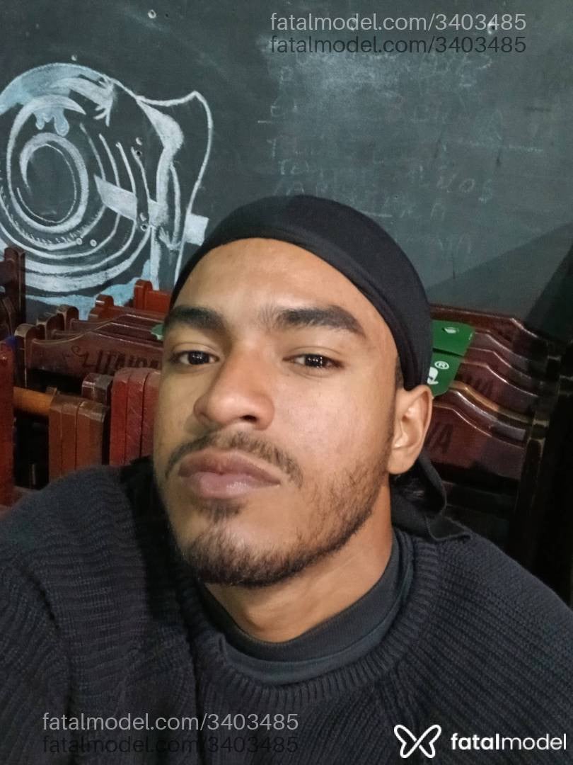 Acompanhante homem morena (o) de olhos pretos em Campo Grande - Araújo