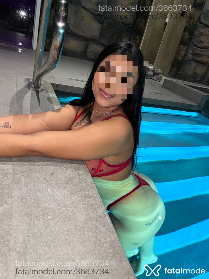 Acompanhante mulher morena (o) de olhos castanhos - Yara Fernandes