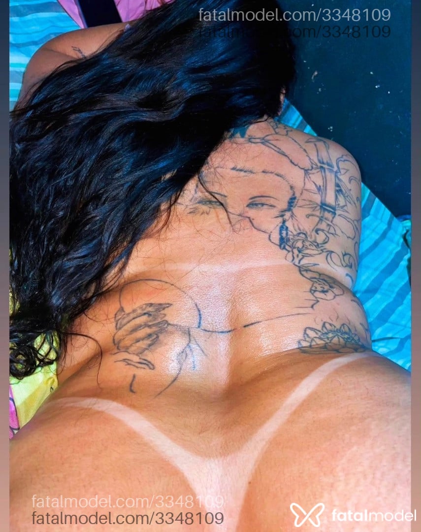 Acompanhante mulher com cabelo castanho de olhos pretos - Lay