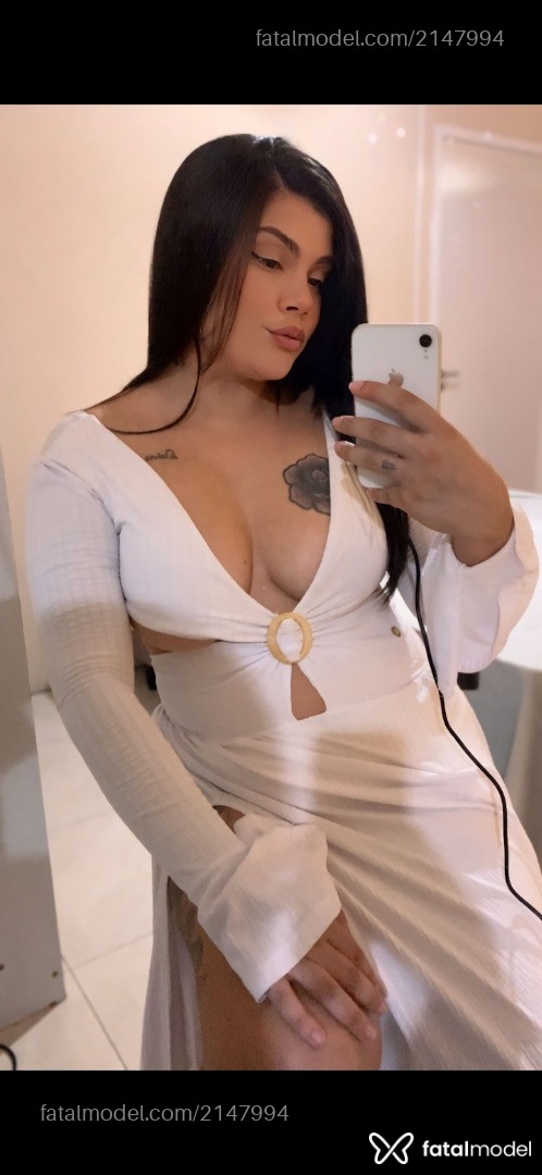 Acompanhante mulher com cabelo castanho de olhos castanhos - Lorena
