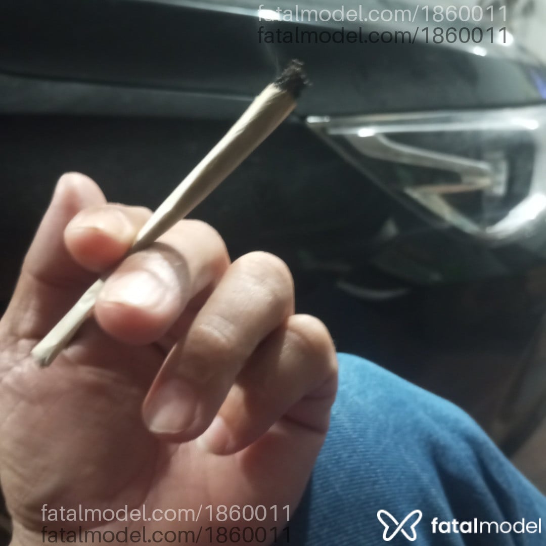 Acompanhante homem morena (o) de olhos mel - Ubercavalo