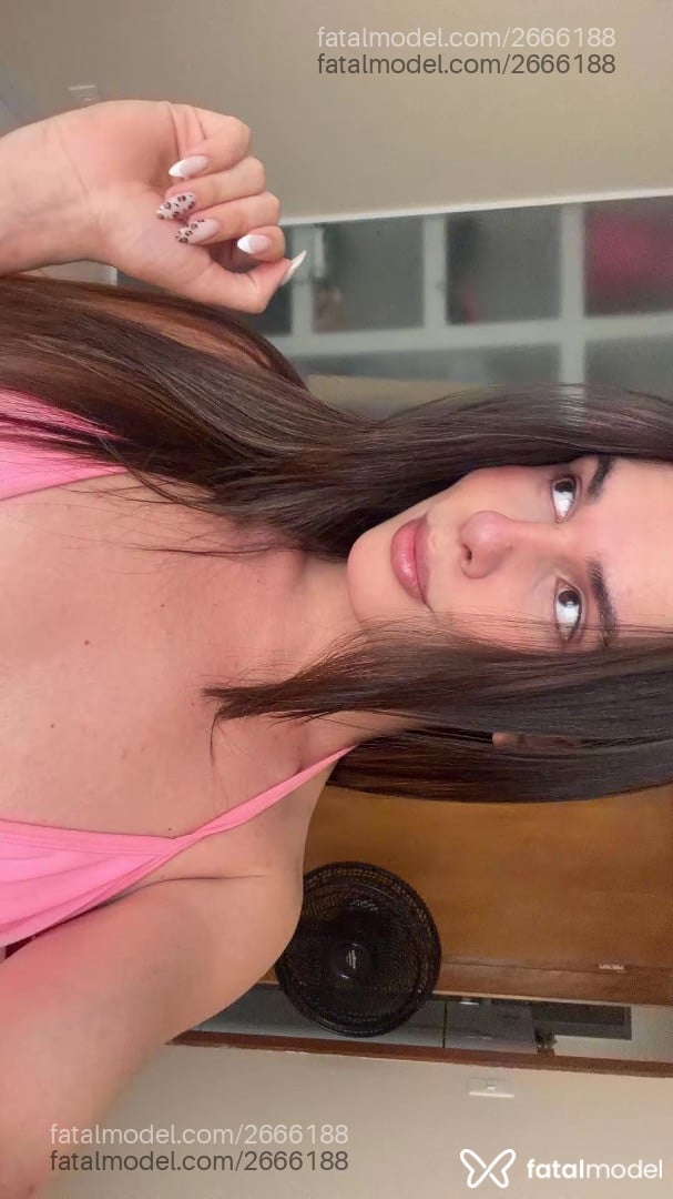 Acompanhante mulher trans loira (o) de olhos castanhos - Lorenny Mart