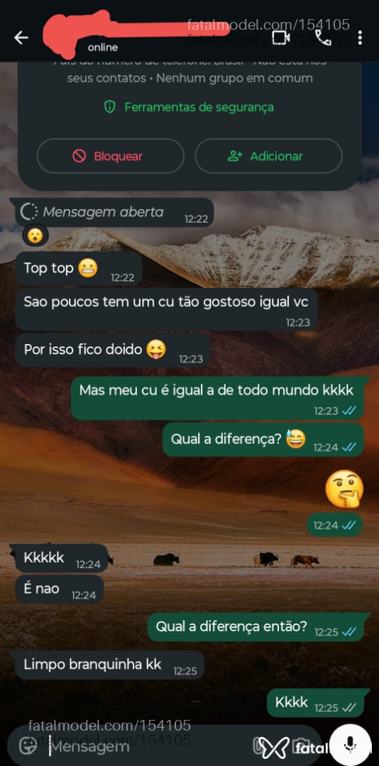 Acompanhante mulher trans morena (o) de olhos azuis - Diana