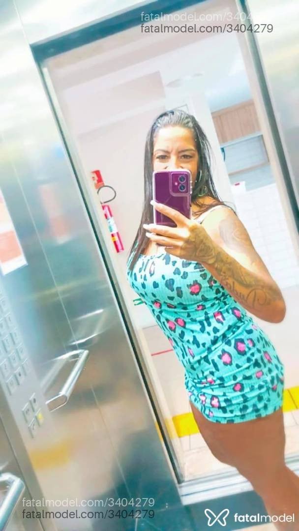 Acompanhante mulher morena (o) de olhos castanhos em Macaé - Leandra Lyra
