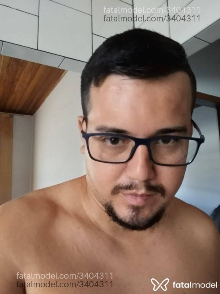 Acompanhante homem morena (o) de olhos castanhos em Sinop - Robson Santos