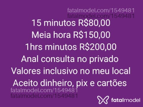 Acompanhante mulher com cabelo colorido de olhos pretos - Nicolee